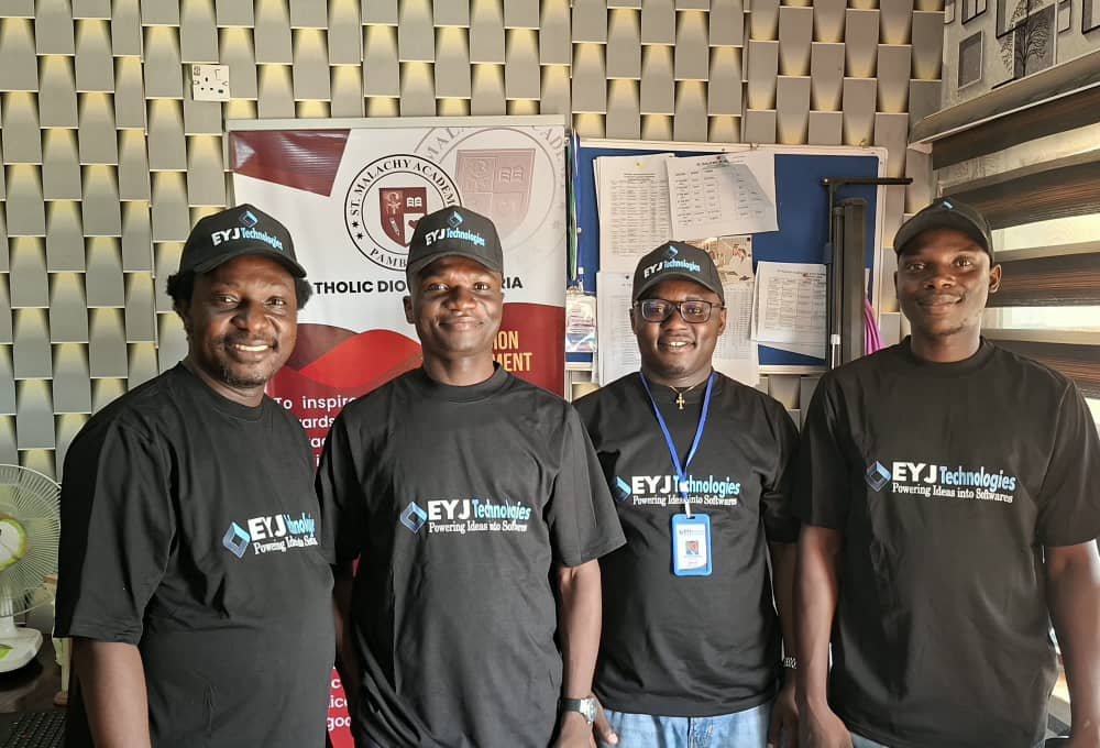 WEB HOSTING CREW